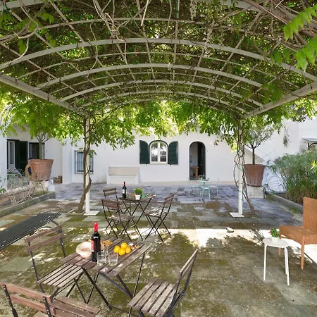 Antico Giardino Salentino Pensión Ugento